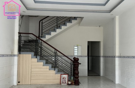 Bán nhà giá rẻ Thới Tam Thôn 17 Hóc Môn, Diện tích 120m2